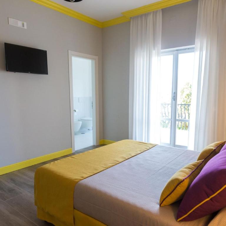 Sorrento Pool&Suites - Quadruple Room - 4