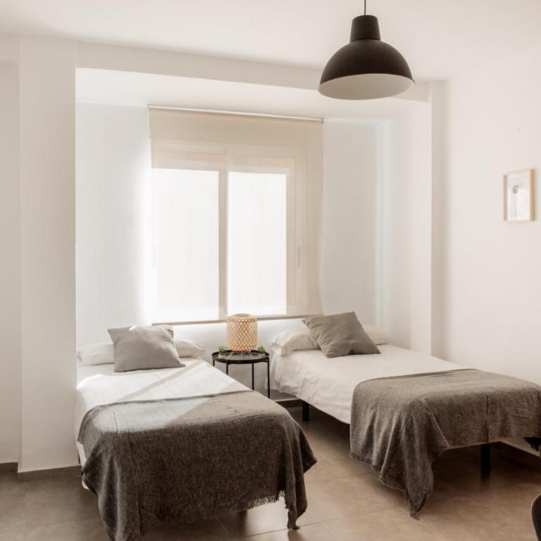 Apartamentos FV Flats Valencia - Mestalla 7 - Three-Bedroom Apartment - 3rd Floor - 17