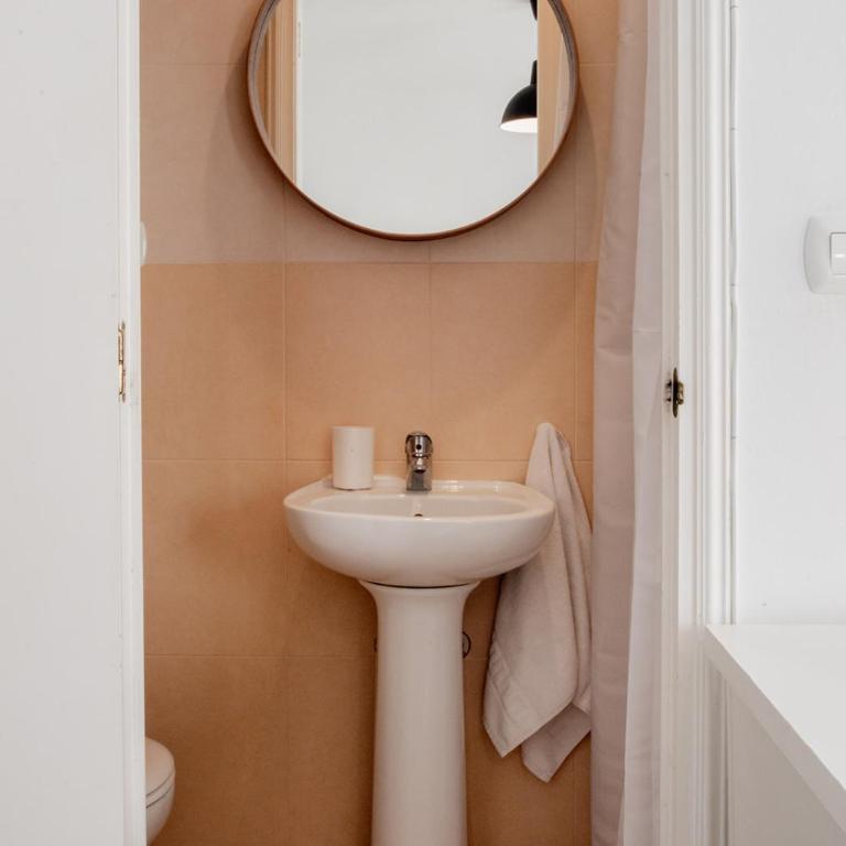 Apartamentos FV Flats Valencia - Mestalla 7 - Three-Bedroom Apartment - 3rd Floor - 29