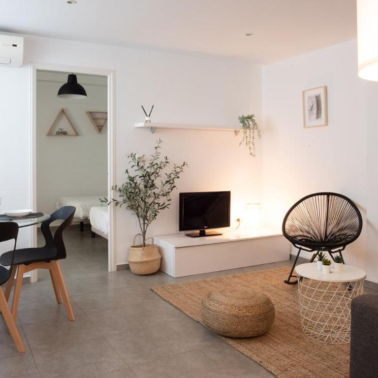 Apartamentos FV Flats Valencia - Mestalla 7 - Three-Bedroom Apartment - 3rd Floor - 8