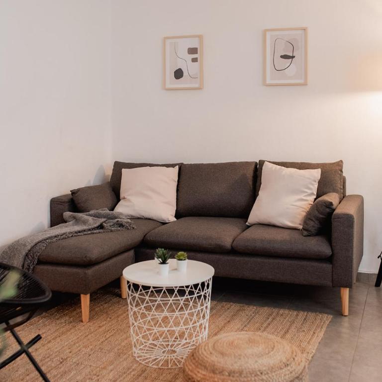 Apartamentos FV Flats Valencia - Mestalla 7 - Three-Bedroom Apartment - 3rd Floor - 6