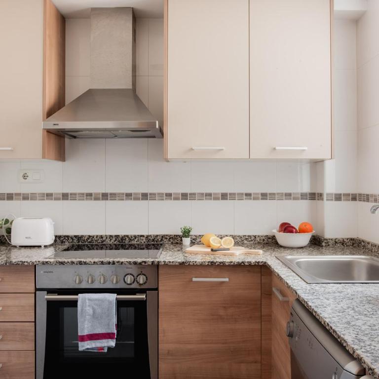 Apartamentos FV Flats Valencia - Mestalla 7 - Three-Bedroom Apartment - 3rd Floor - 31