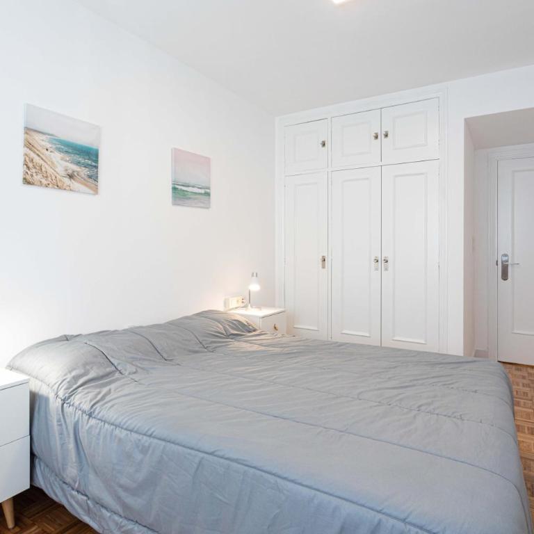 ATICO PLAYA ORZAN CENTRO GARAJE gratis MISMO EDIFICI0 - Apartamento de 2 dormitorios - 3