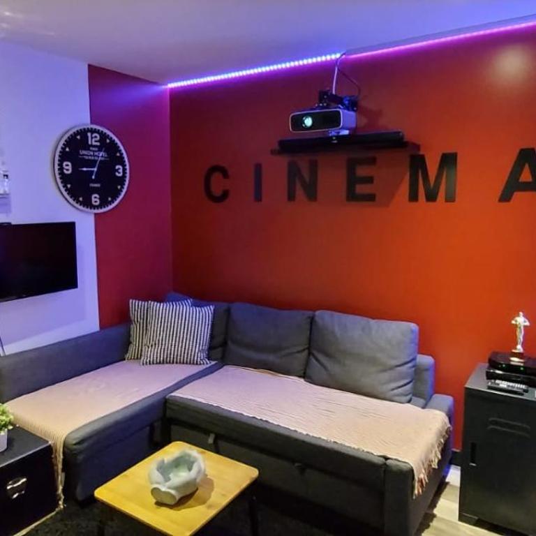 Appartement Cinéma vidéo-projecteur et garage - Appartement avec Douche - 1