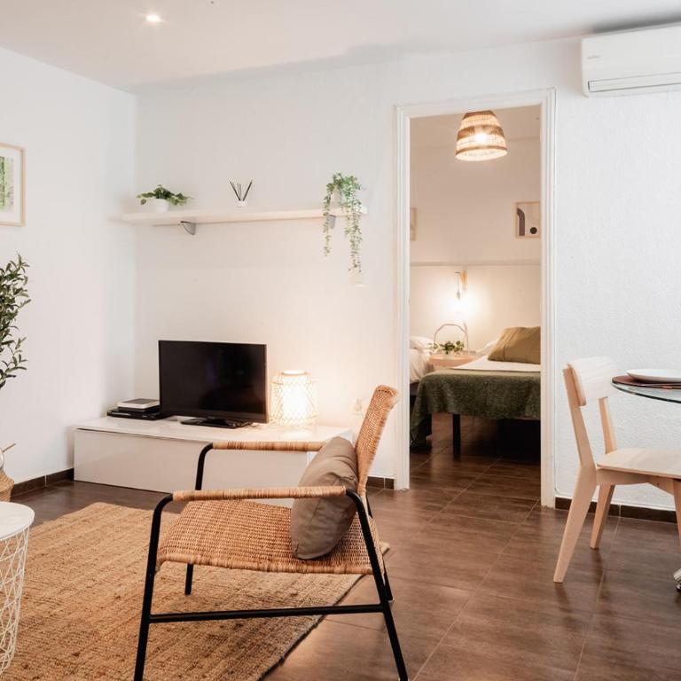Apartamentos FV Flats Valencia - Mestalla 9 - Three-Bedroom Apartment - 4th Floor - 17