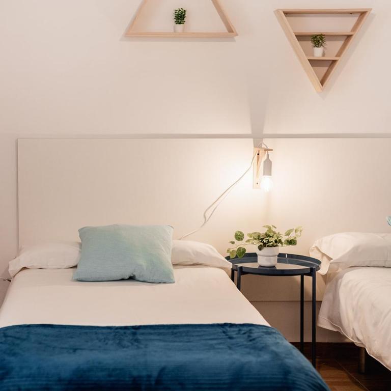 Apartamentos FV Flats Valencia - Mestalla 9 - Three-Bedroom Apartment - 3rd Floor - 3