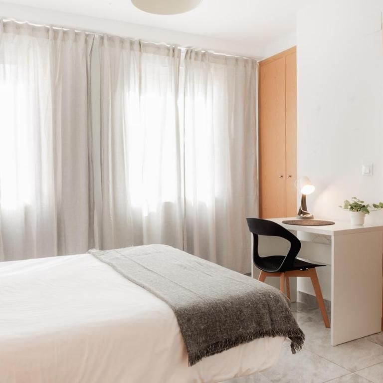 Apartamentos FV Flats Valencia - Mestalla 9 - Three-Bedroom Apartment - 14