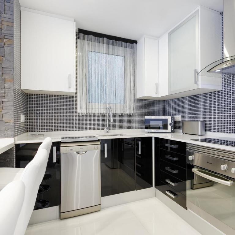 Beautiful apartment in the center equipped for 7 - Apartment with Terrace - 7