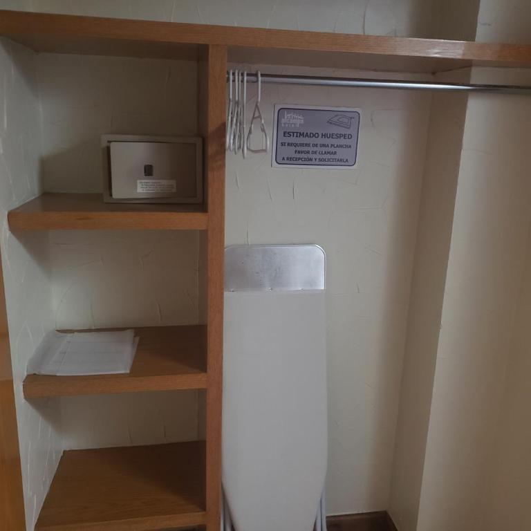 Hotel Alcampo - Deluxe Room - 10