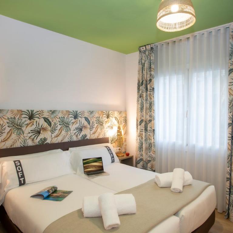 Casual Colours Barcelona by Casual Hoteles - Twin Room - 11