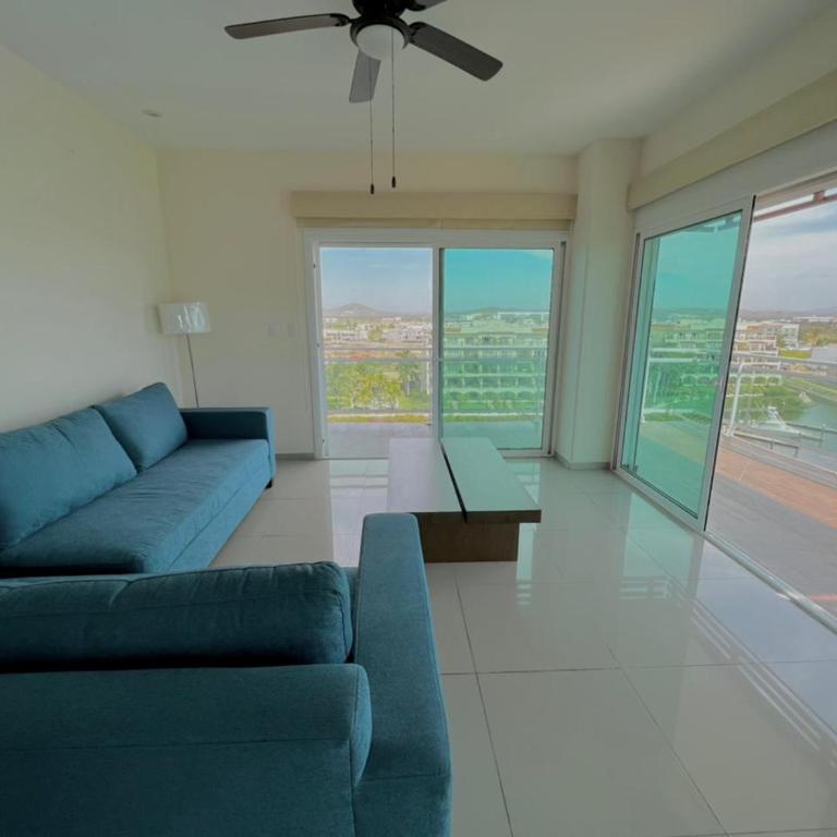 Pacifika 7007 con vista panorámica a la marina - Three-Bedroom Apartment - 10