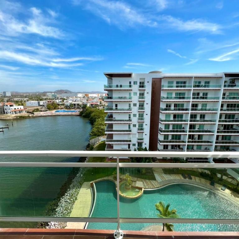 Pacifika 7007 con vista panorámica a la marina - Three-Bedroom Apartment - 33
