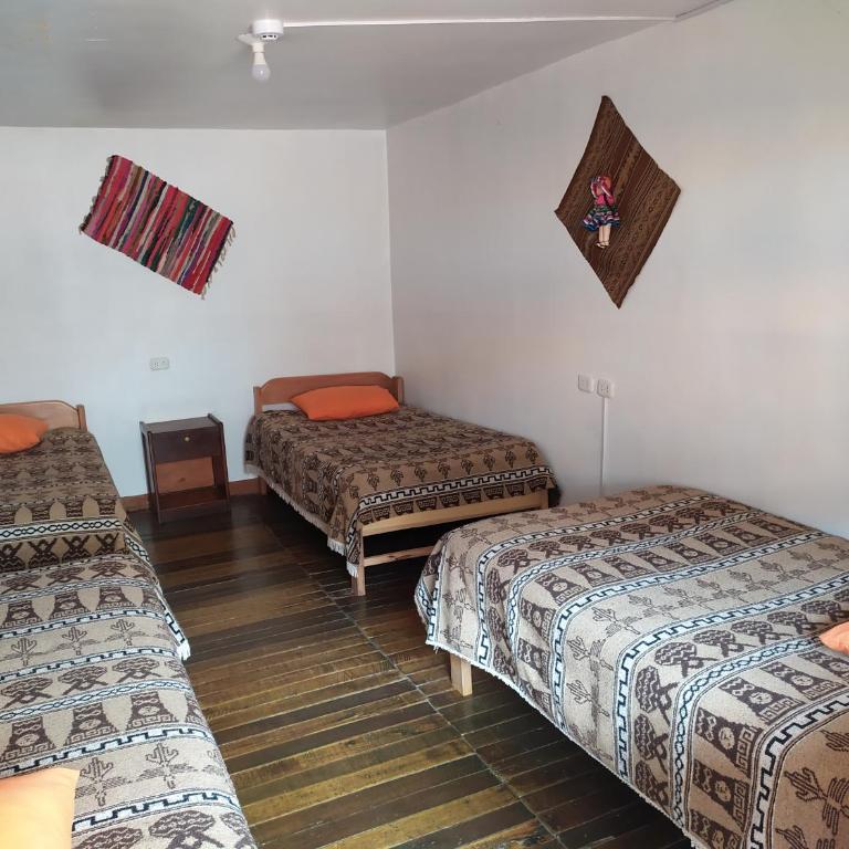 Wake Up Cusco - Quadruple Room - 1