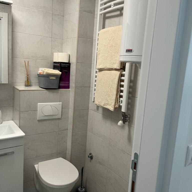 Apartments Dora - One-Bedroom Apartment - 11