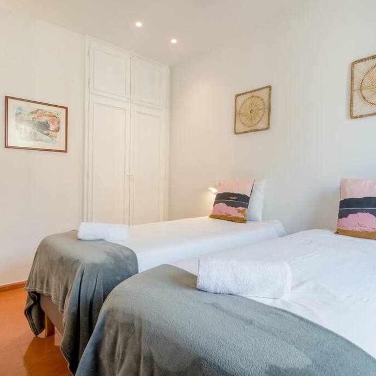 New top floor apt with a lot of light & air-con - Apartamento de 3 dormitorios - 13