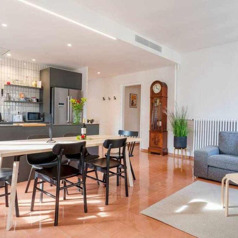 New top floor apt with a lot of light & air-con - Apartamento de 3 dormitorios - 18