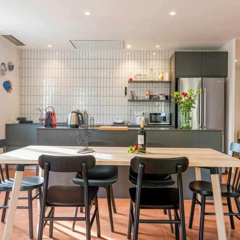 New top floor apt with a lot of light & air-con - Apartamento de 3 dormitorios - 21