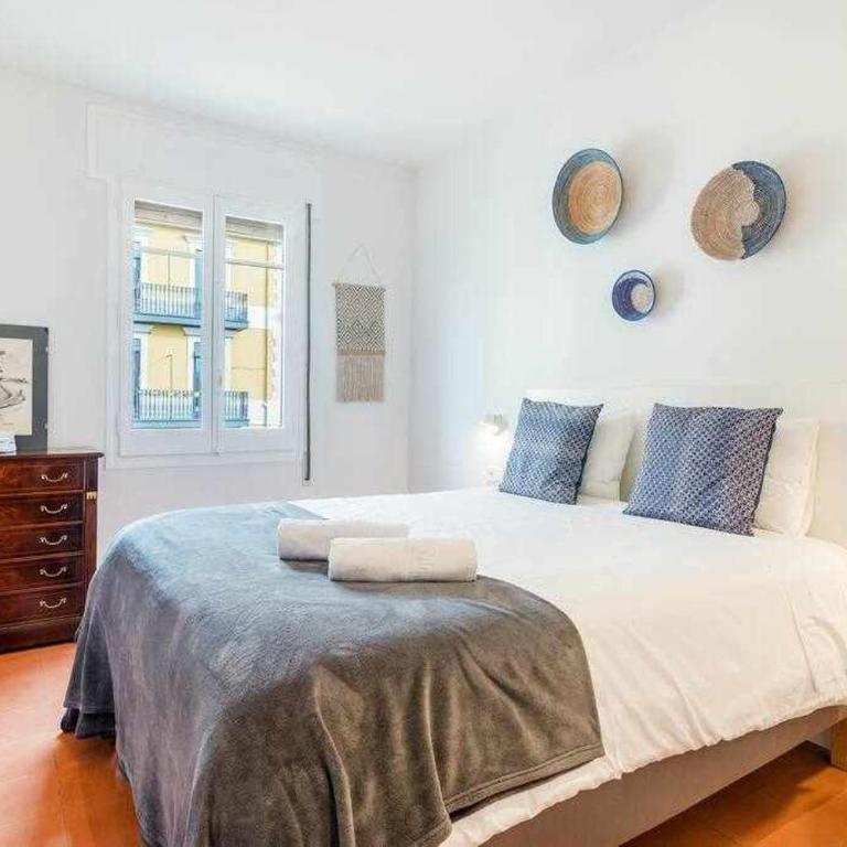New top floor apt with a lot of light & air-con - Apartamento de 3 dormitorios - 25