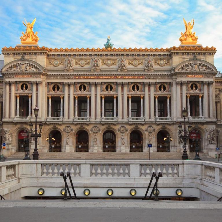 The Typical Parisian Flat - Louvre Royal - Paris 1 - Appartement Supérieur - 19