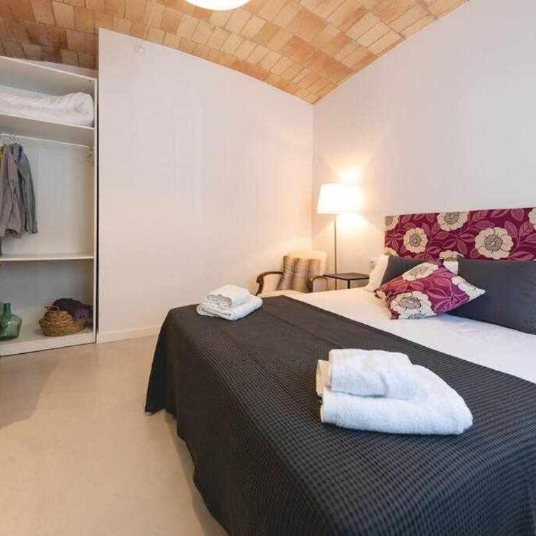 Newly renovated room w Pool & BikeParking - Habitación Doble - 3