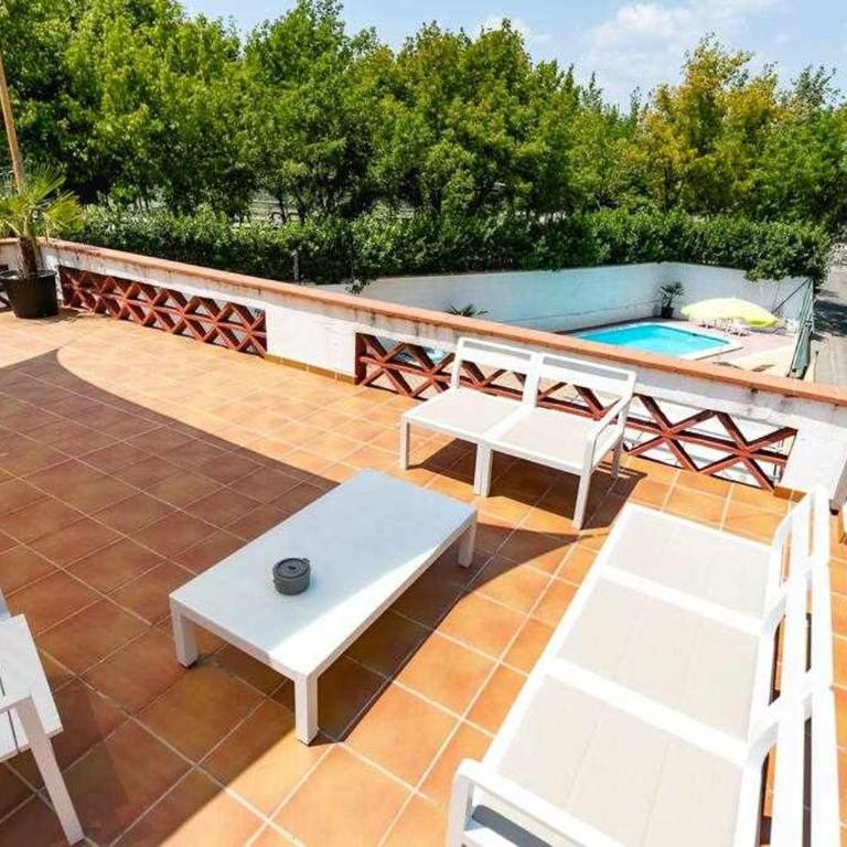 Newly renovated room w Pool & BikeParking - Habitación Doble - 20