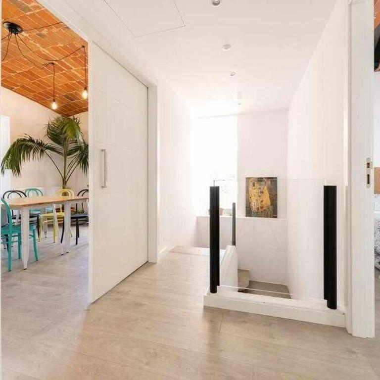 Newly renovated room w Pool & BikeParking - Habitación Doble - 31