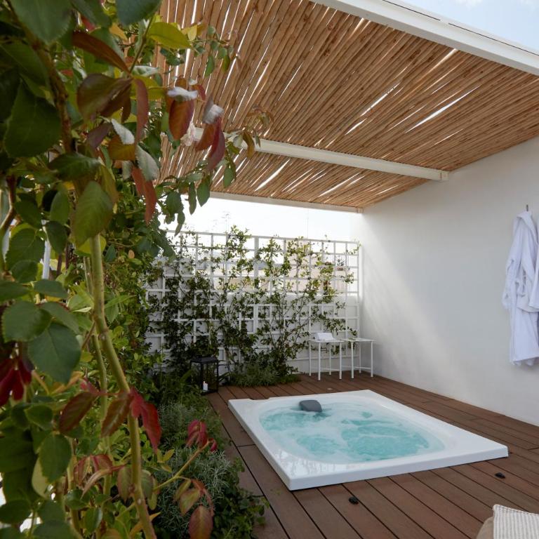 Musae Relais & SPA - Camera Matrimoniale con Vasca Idromassaggio - 7