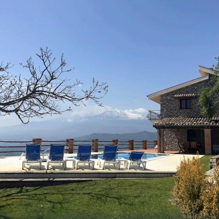 Villa Etna Mare - Pool villa in peaceful location with breathtaking views of the sea, Mt Etna & Taormina - - Three-Bedroom House - 25