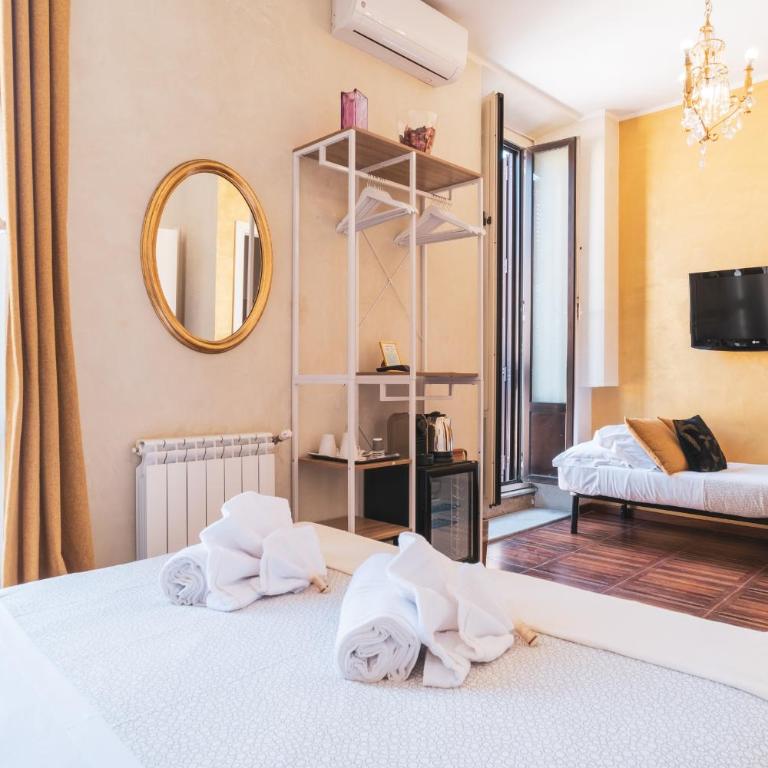 Golden Rooms Piazza di Spagna - Deluxe Triple Room - 7