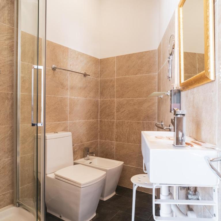 Golden Rooms Piazza di Spagna - Superior Double Room - 10
