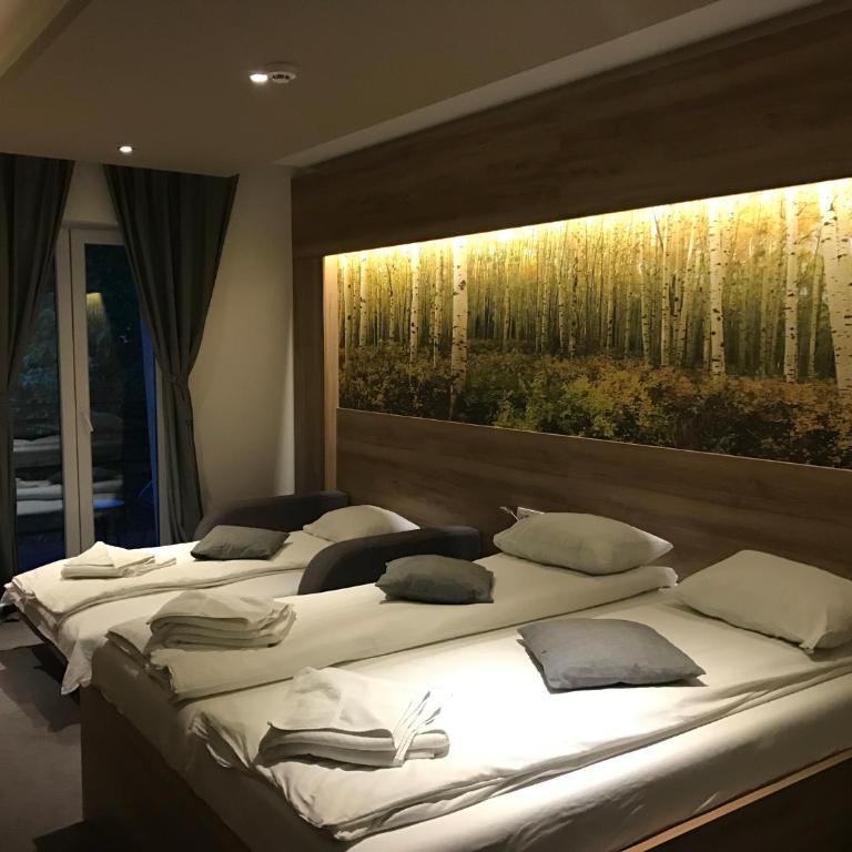 Hotel Tazz - River Front Oasis Collection - Deluxe Double Room with Balcony - 14