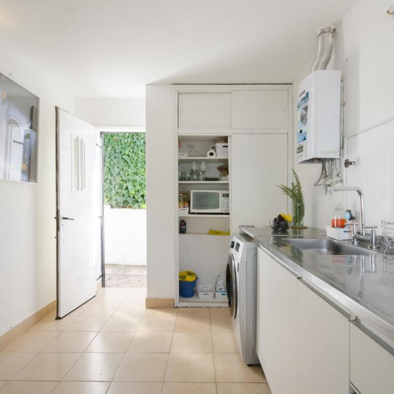 Casa en Villa Carlos Paz con Pileta , Quincho y Jardín a Pasos del Centro - Casa de 2 dormitorios - 19