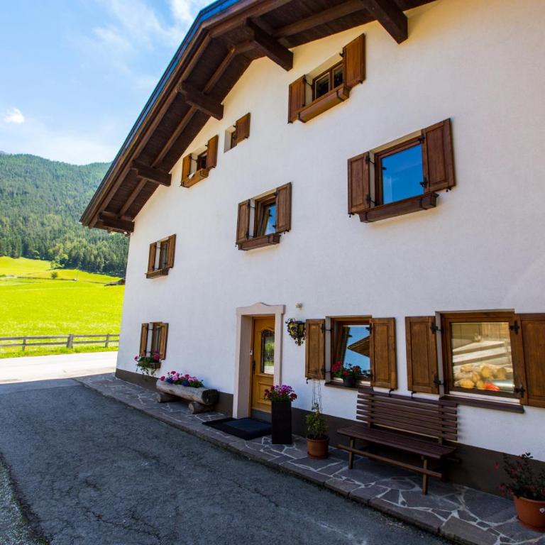 Ferienwohnung Kindl Manuela - Apartment mit 3 Schlafzimmern und Balkon - 2