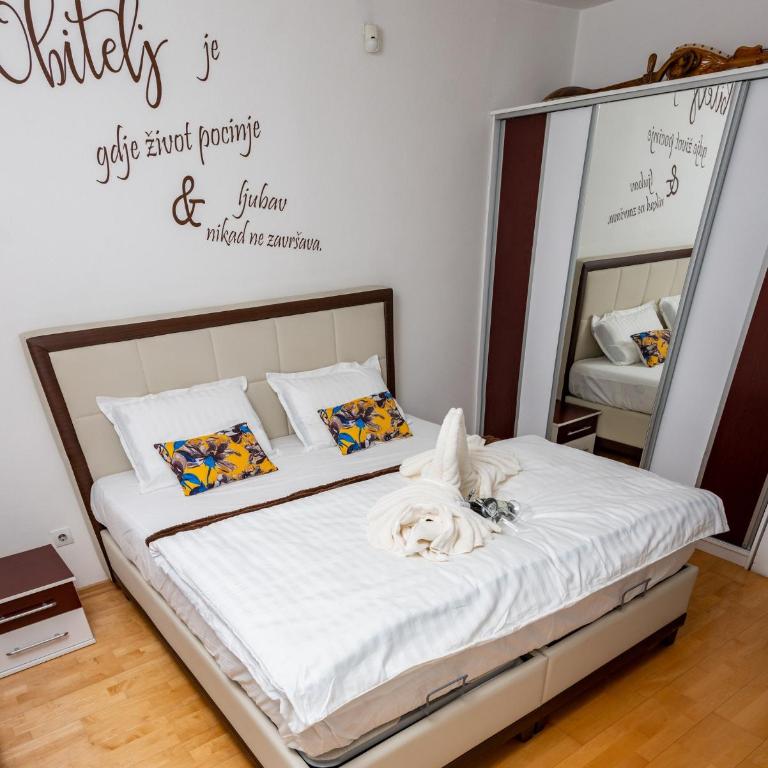 Apartmani Novak - Two-Bedroom Apartment - 17