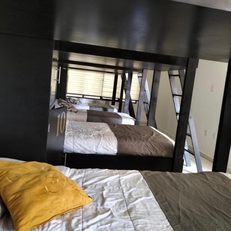 Hostal San Bernabé - Bed in 4-Bed Mixed Dormitory Room - 5