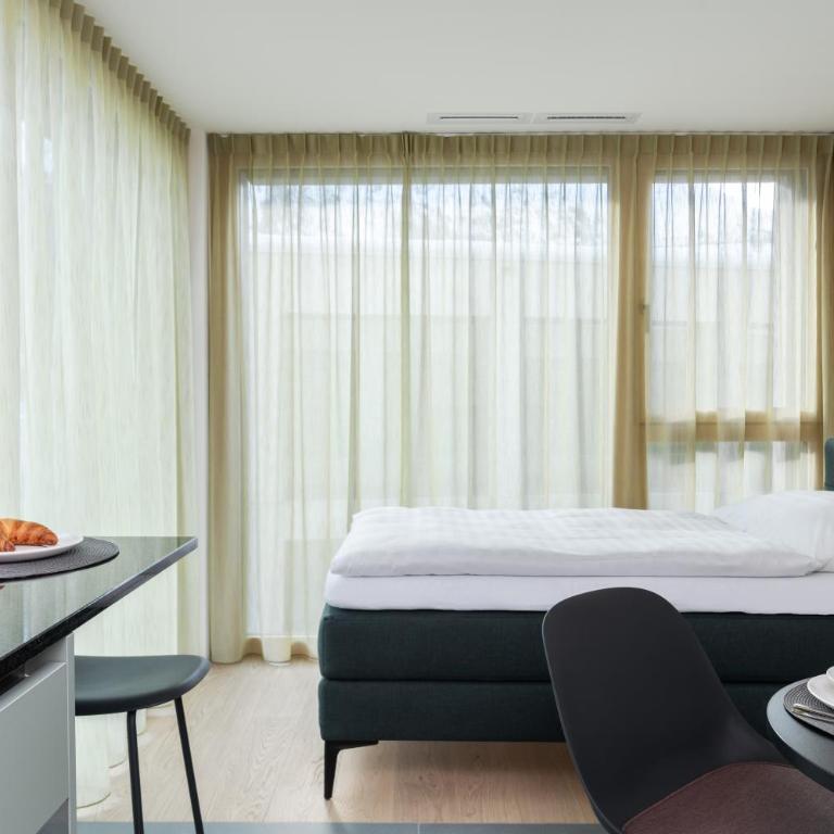 Townhouse N9 - Kleines Eckstudio - 1
