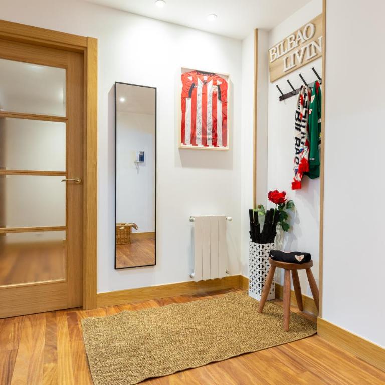 Unamuno by Bilbao Living - Two-Bedroom Apartment - 16