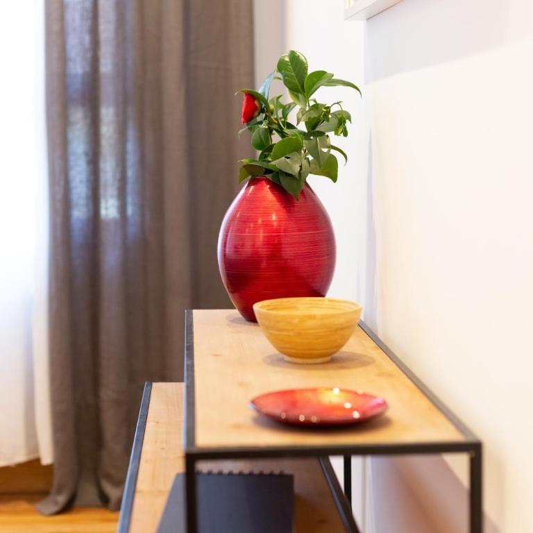 Unamuno by Bilbao Living - Two-Bedroom Apartment - 85