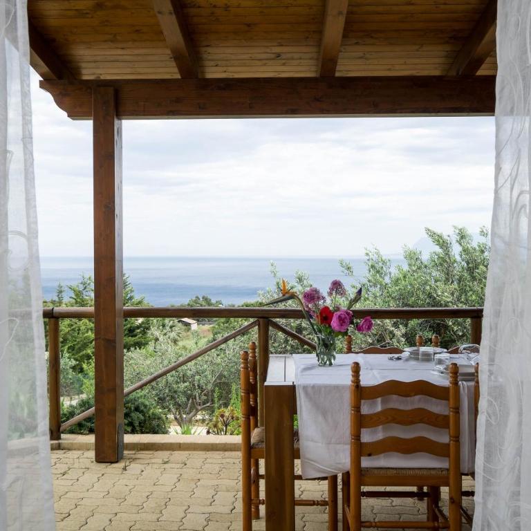 VILLA BIFAMILIARE SCOPELLO - Apartment with Sea View - 1