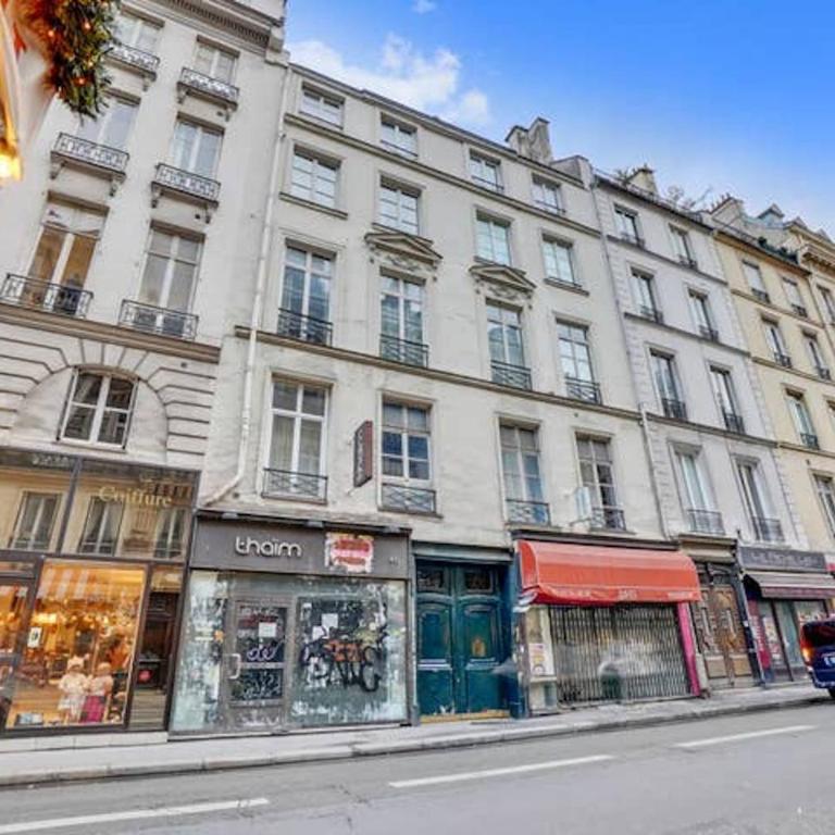 Authentic Parisian Flat - Louvre Royal - Paris 1 - Appartement - 13