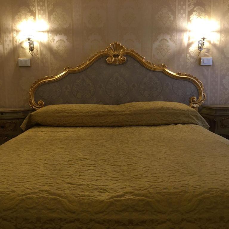 palazzo suite ducale - Camera Matrimoniale Budget - 3