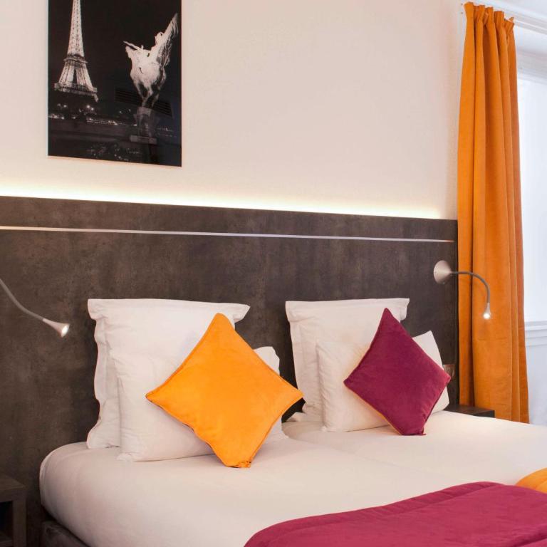 Hôtel du Plat d'Etain - Chambre Triple - 12