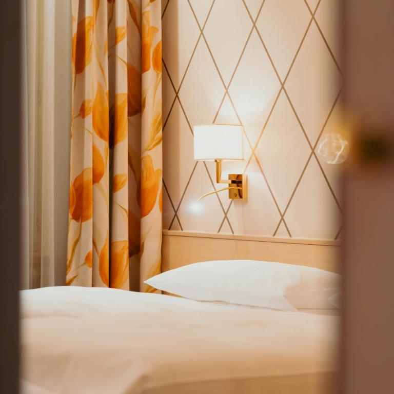 Hotel Scherer - Doppel- oder Zweibettzimmer - 14