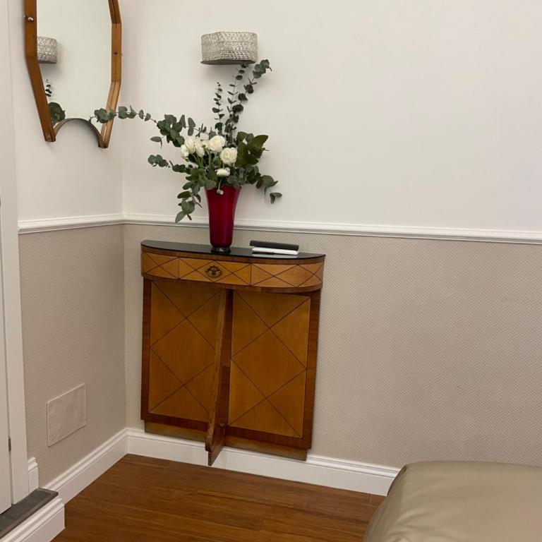 Mia roma centro - Three-Bedroom Apartment - 13