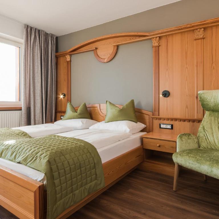 Hotel Salten - Doppelzimmer mit Balkon - 2
