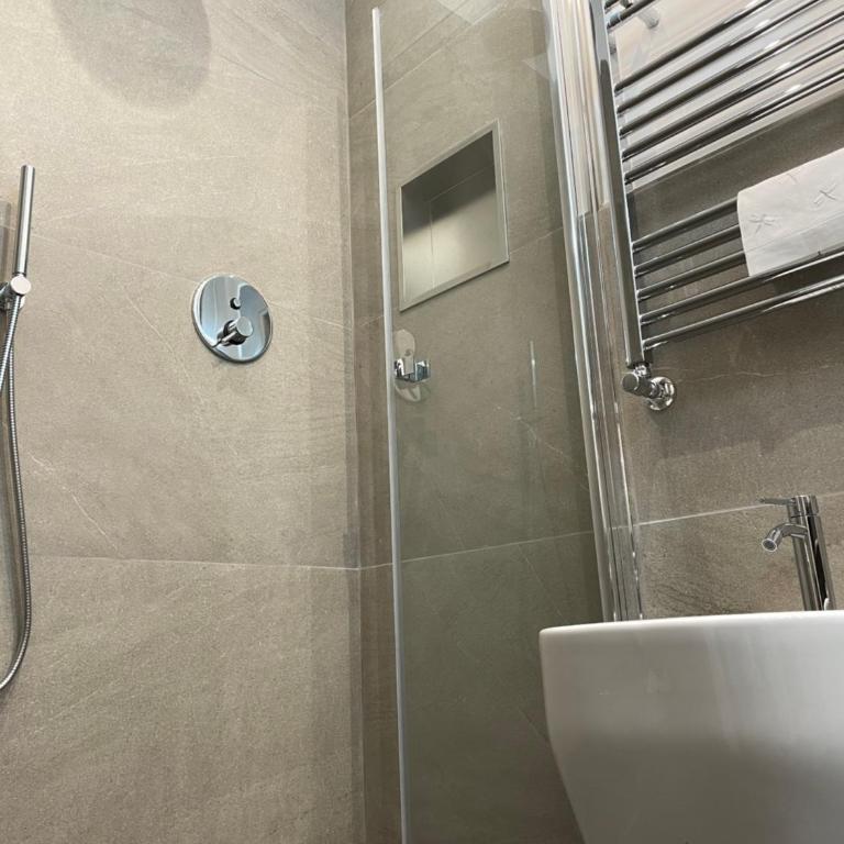 Mia roma centro - Three-Bedroom Apartment - 29