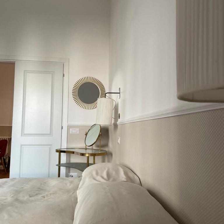 Mia roma centro - Three-Bedroom Apartment - 22