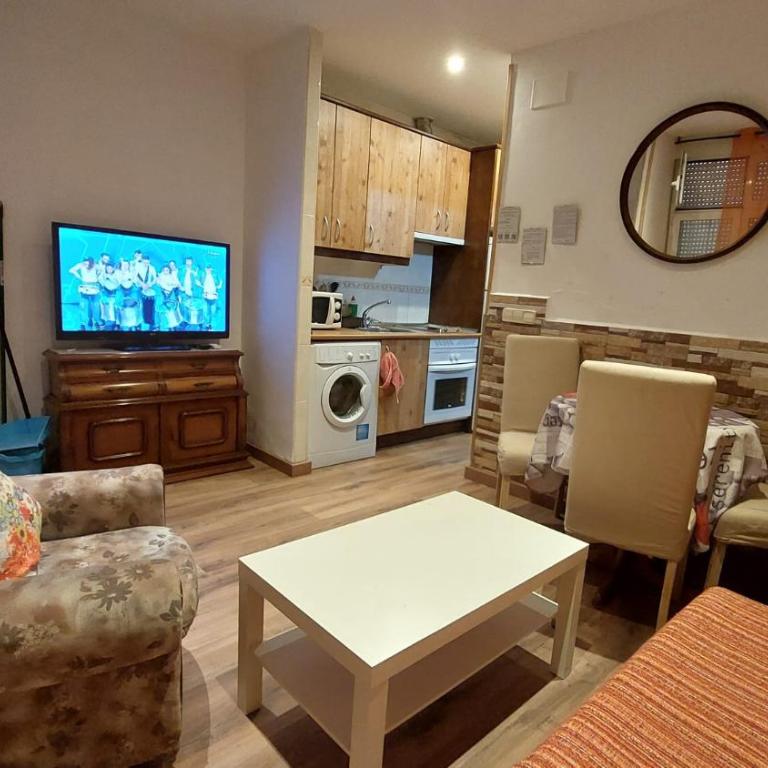 HomeStay Barrionuevo - One-Bedroom Apartment - 3