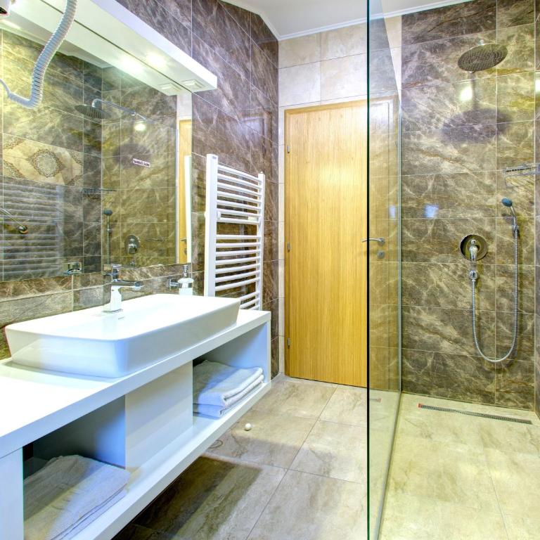 Villa Cardak - Suite Deluxe - Vue sur Rivière - 12