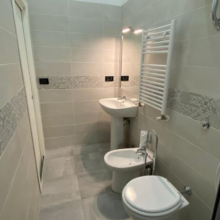 HEART OF NAPLES - Double Room with Balcony (2 Adults + 1 Child) - 1